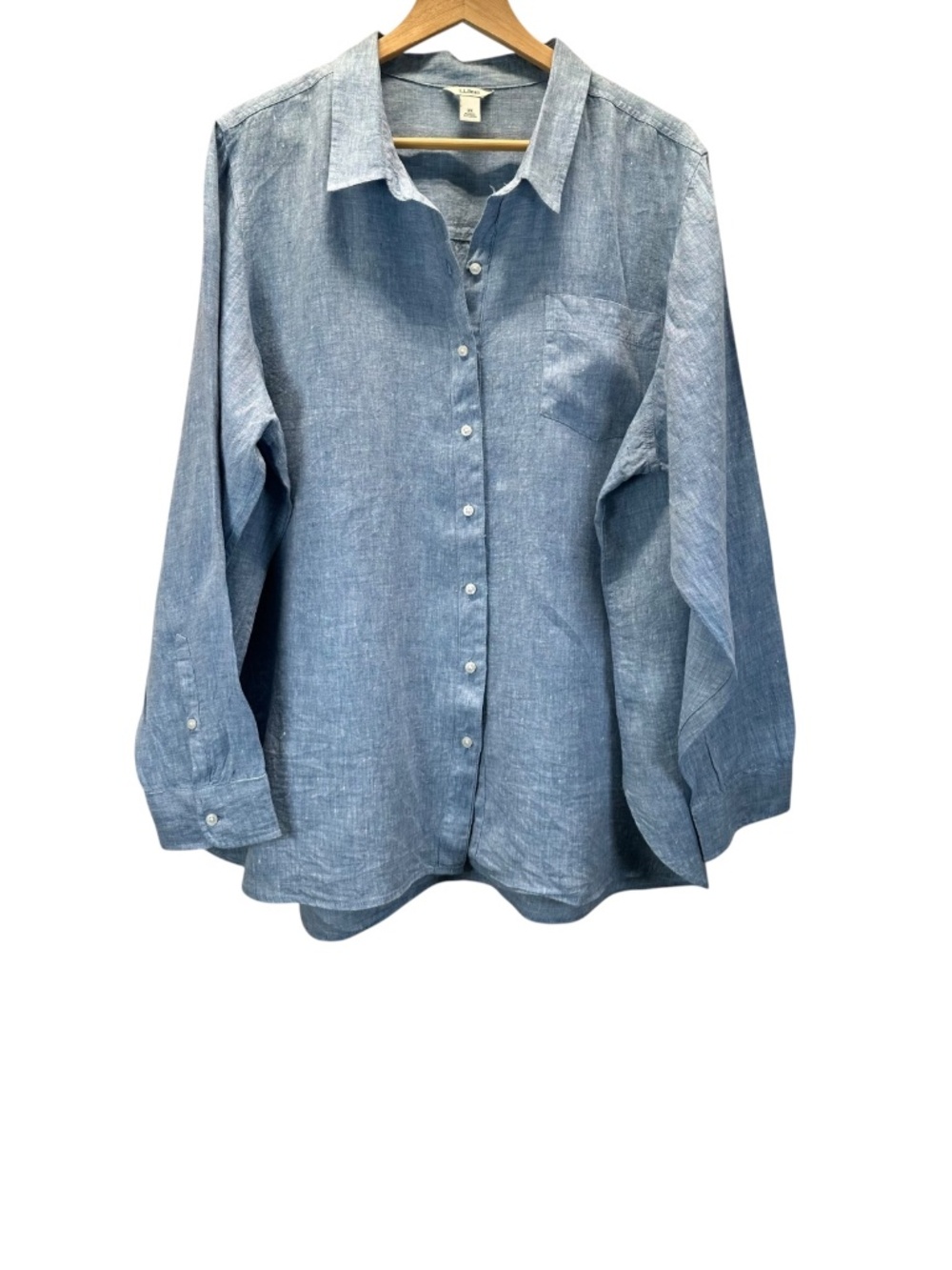 L.L. Bean Women Size 3X Linen Button Down Shirt Light Blue Minimalist Resortwear